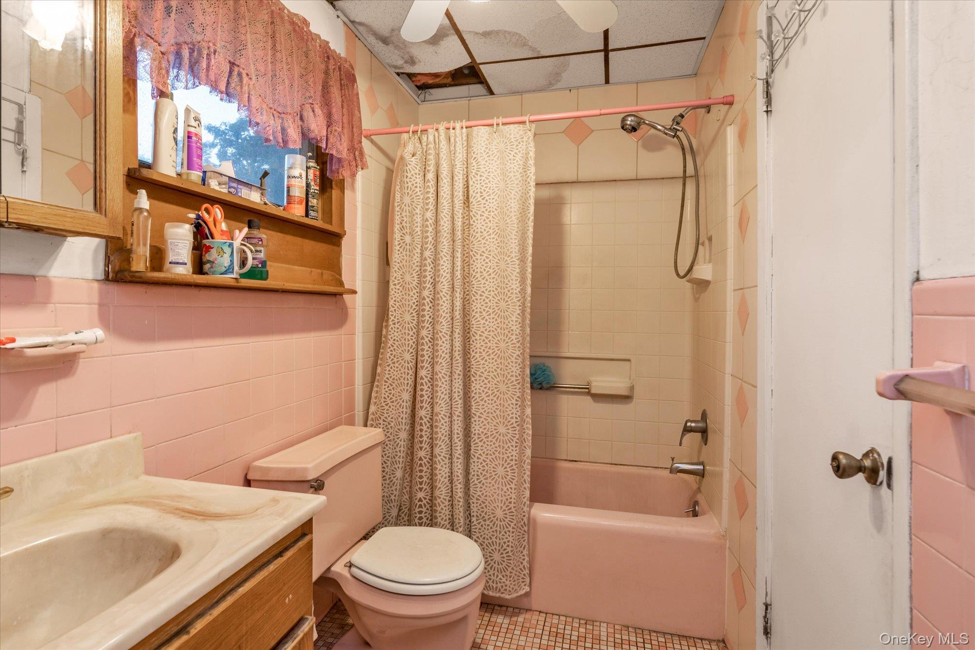 #9 photo, 270 Smith Avenue, Islip , NY 11751