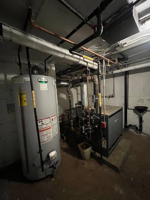 #11 photo, 31-49 33 street, Astoria , NY 11106