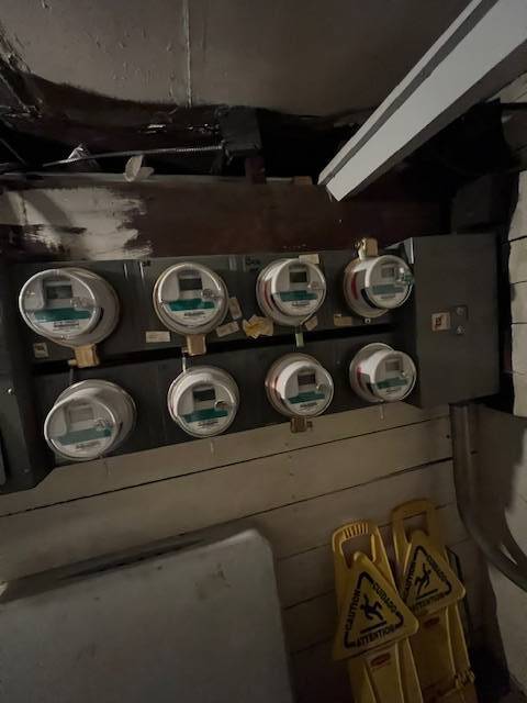 #16 photo, 31-49 33 street, Astoria , NY 11106