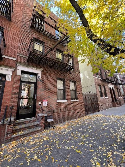 #3 photo, 31-49 33 street, Astoria , NY 11106