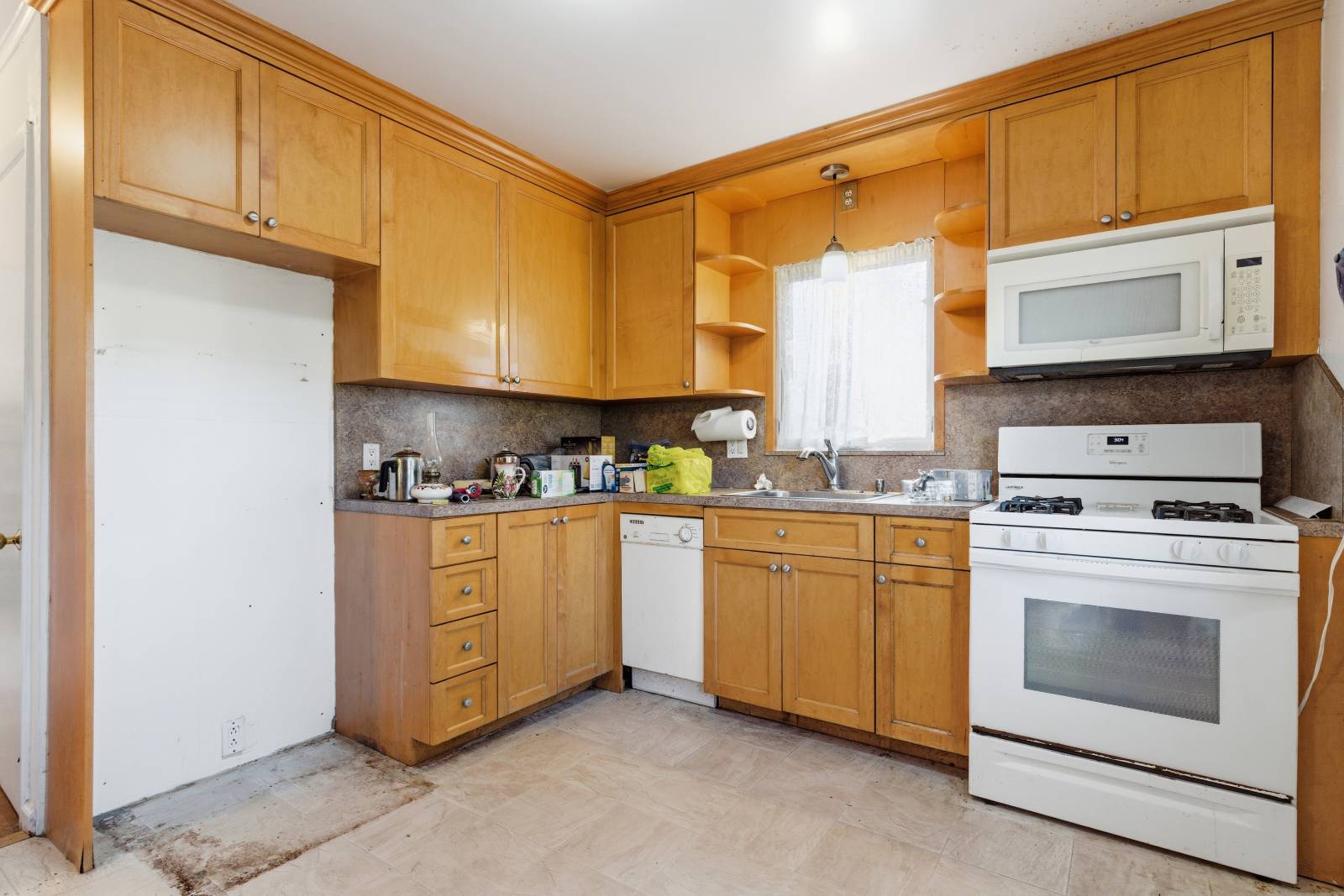 #18 photo, 2100 Naugles Dr., Mattituck , NY 11952