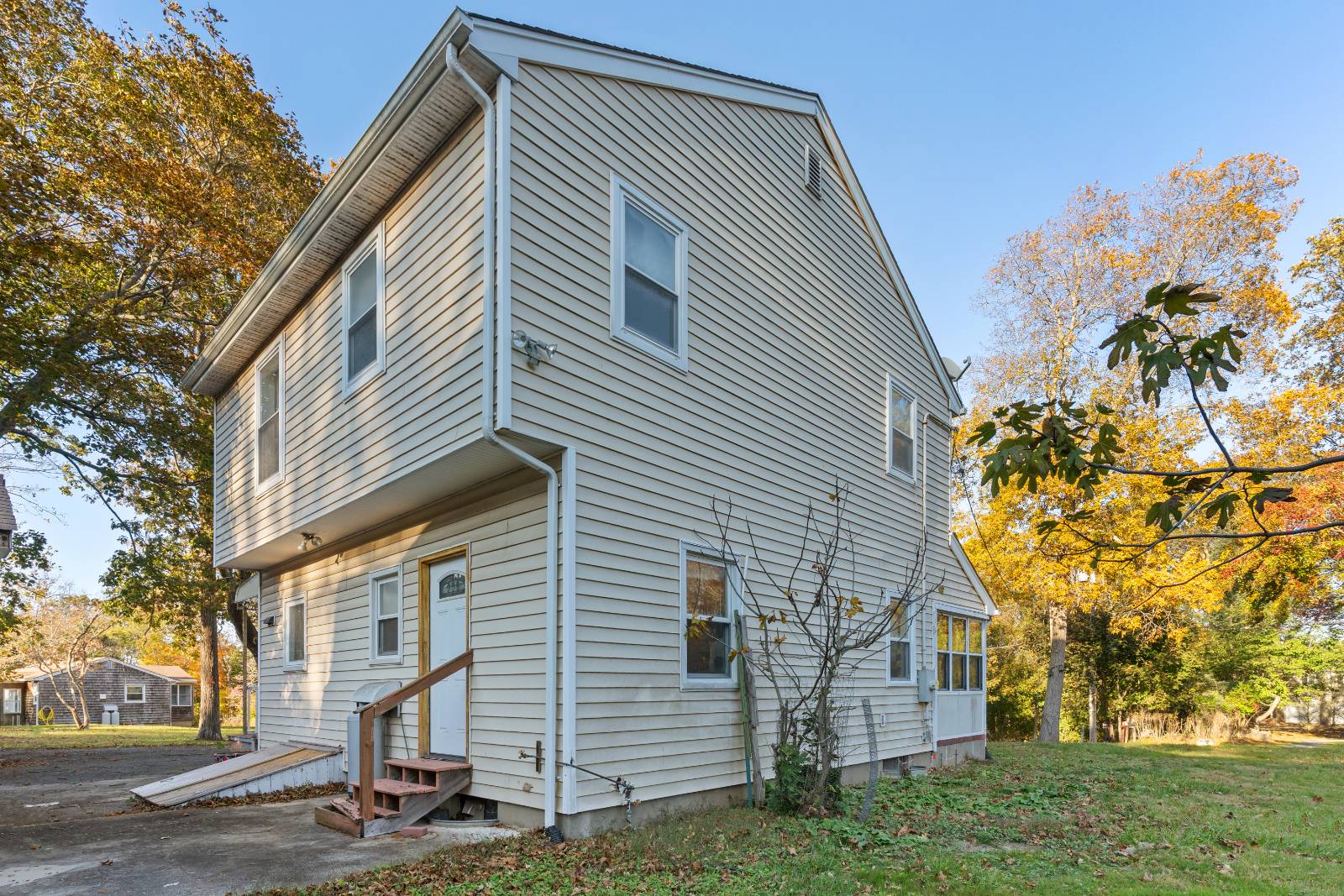 #49 photo, 2100 Naugles Dr., Mattituck , NY 11952