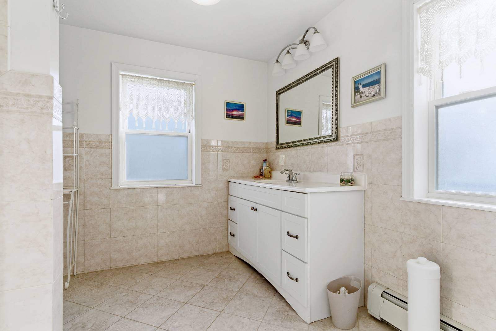 #6 photo, 2100 Naugles Dr., Mattituck , NY 11952