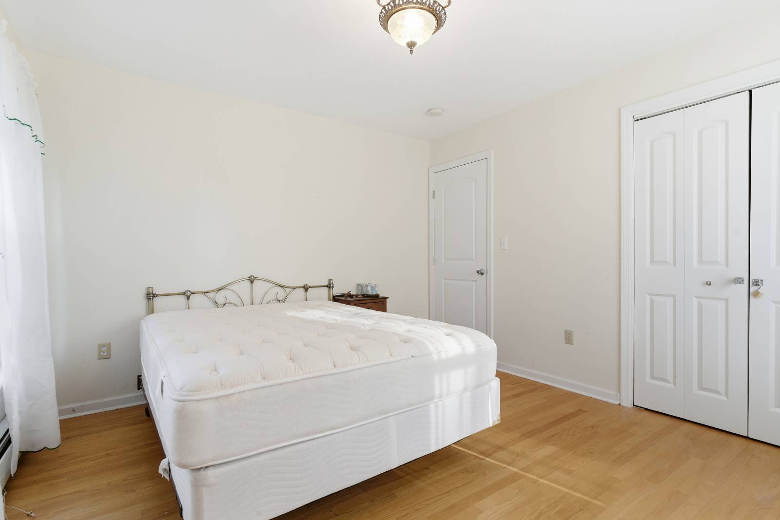 #9 photo, 2100 Naugles Dr., Mattituck , NY 11952