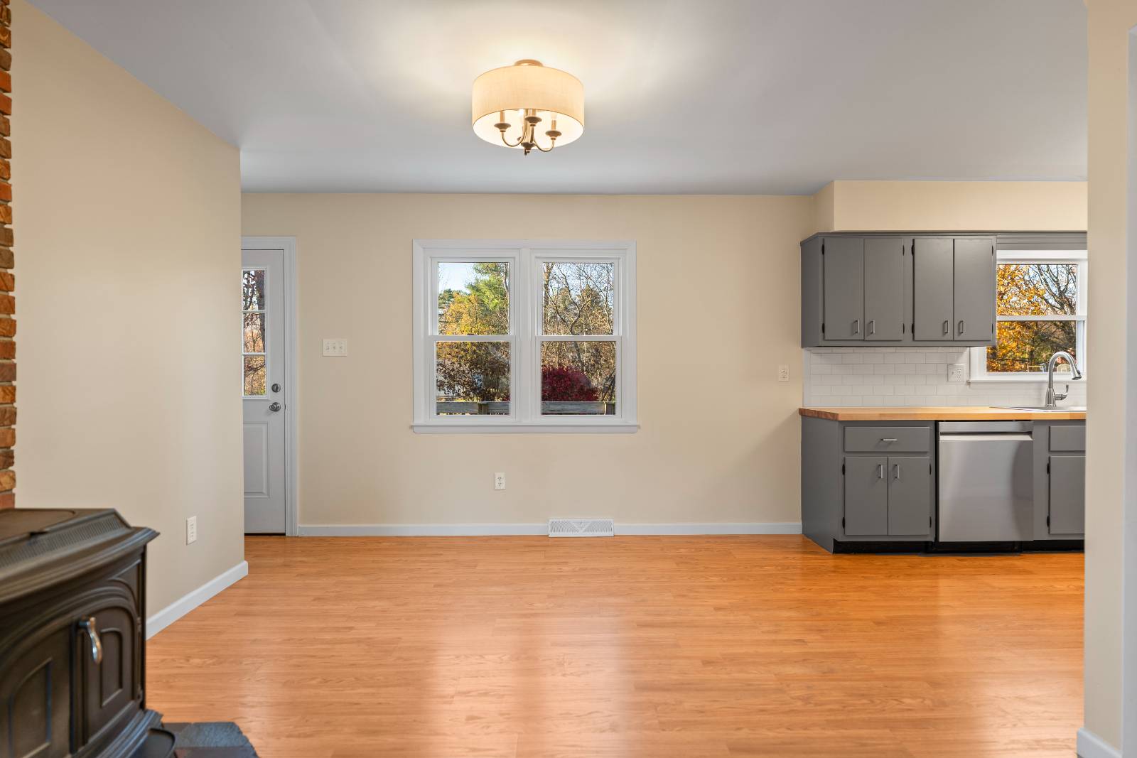 #10 photo, 10 Dawn Dr, Glenville , NY 12302