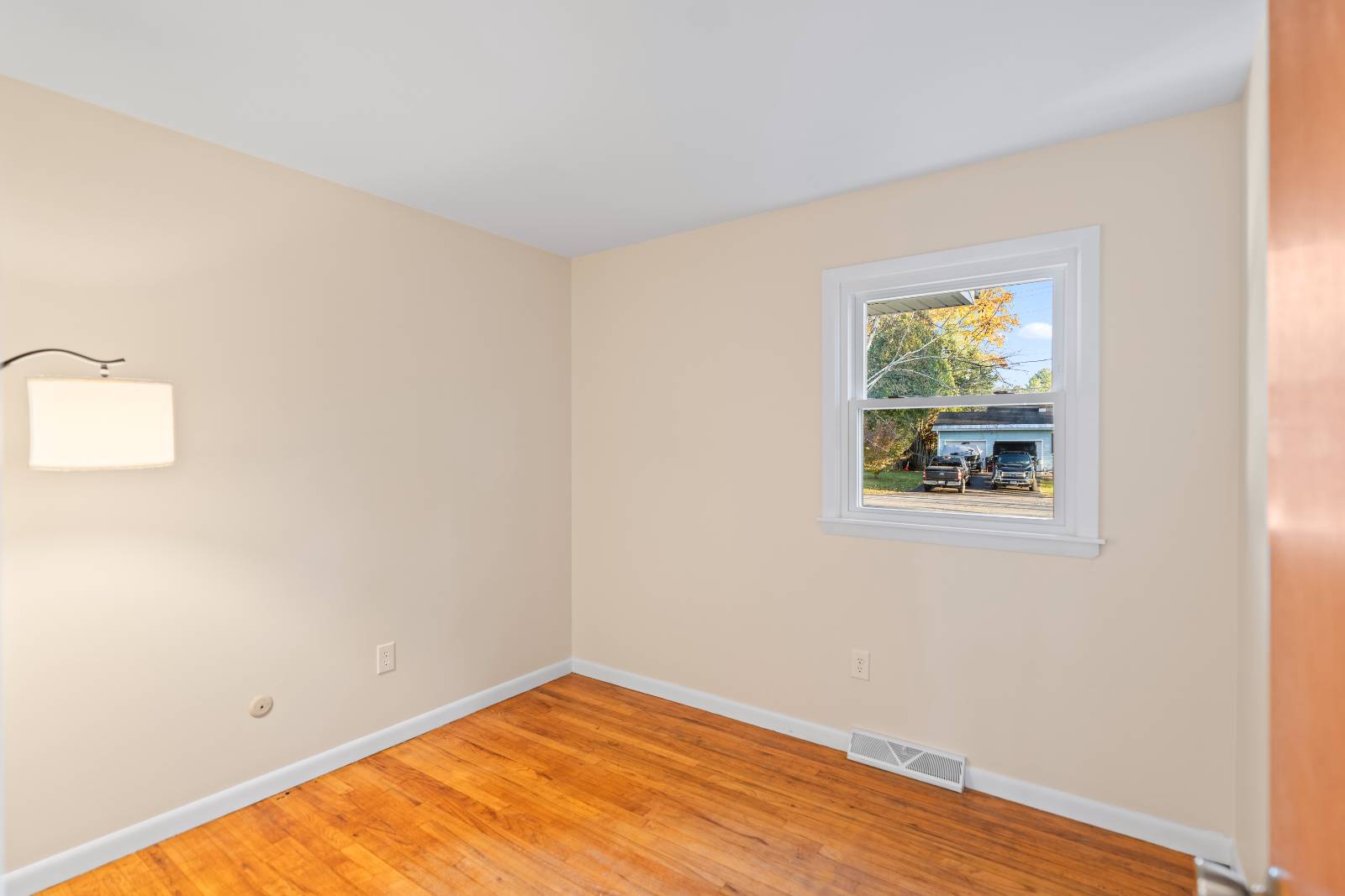 #16 photo, 10 Dawn Dr, Glenville , NY 12302