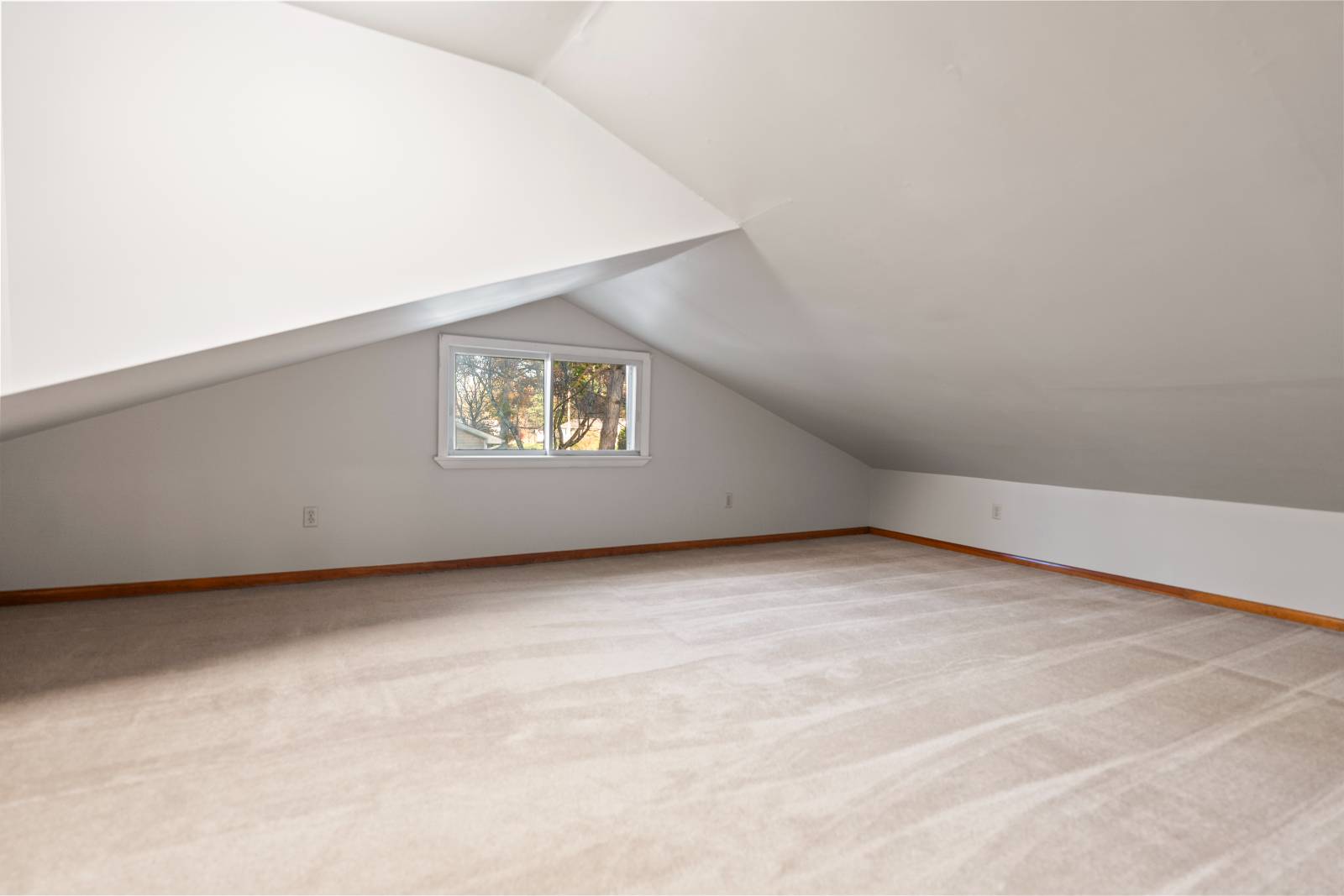 #23 photo, 10 Dawn Dr, Glenville , NY 12302