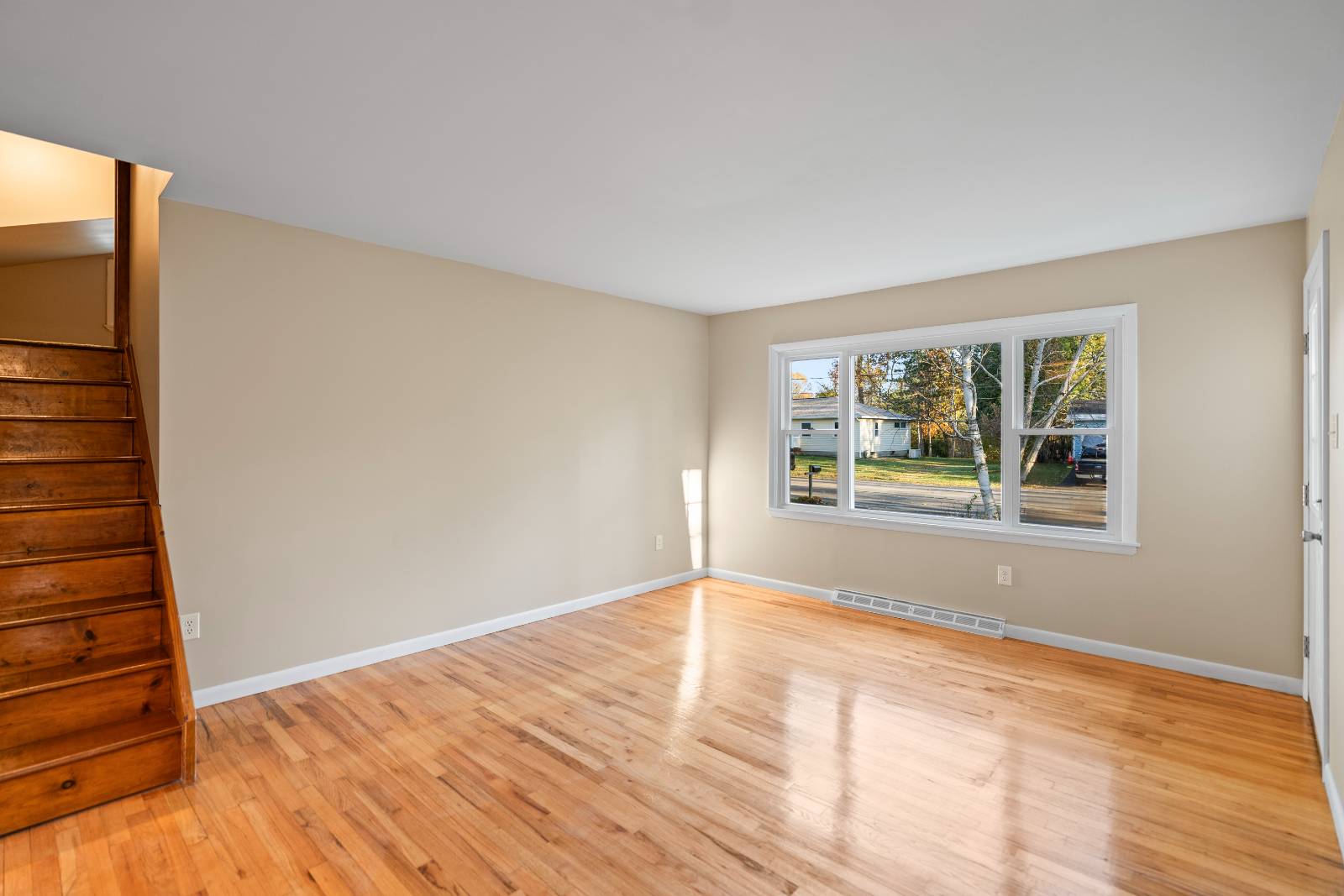 #6 photo, 10 Dawn Dr, Glenville , NY 12302