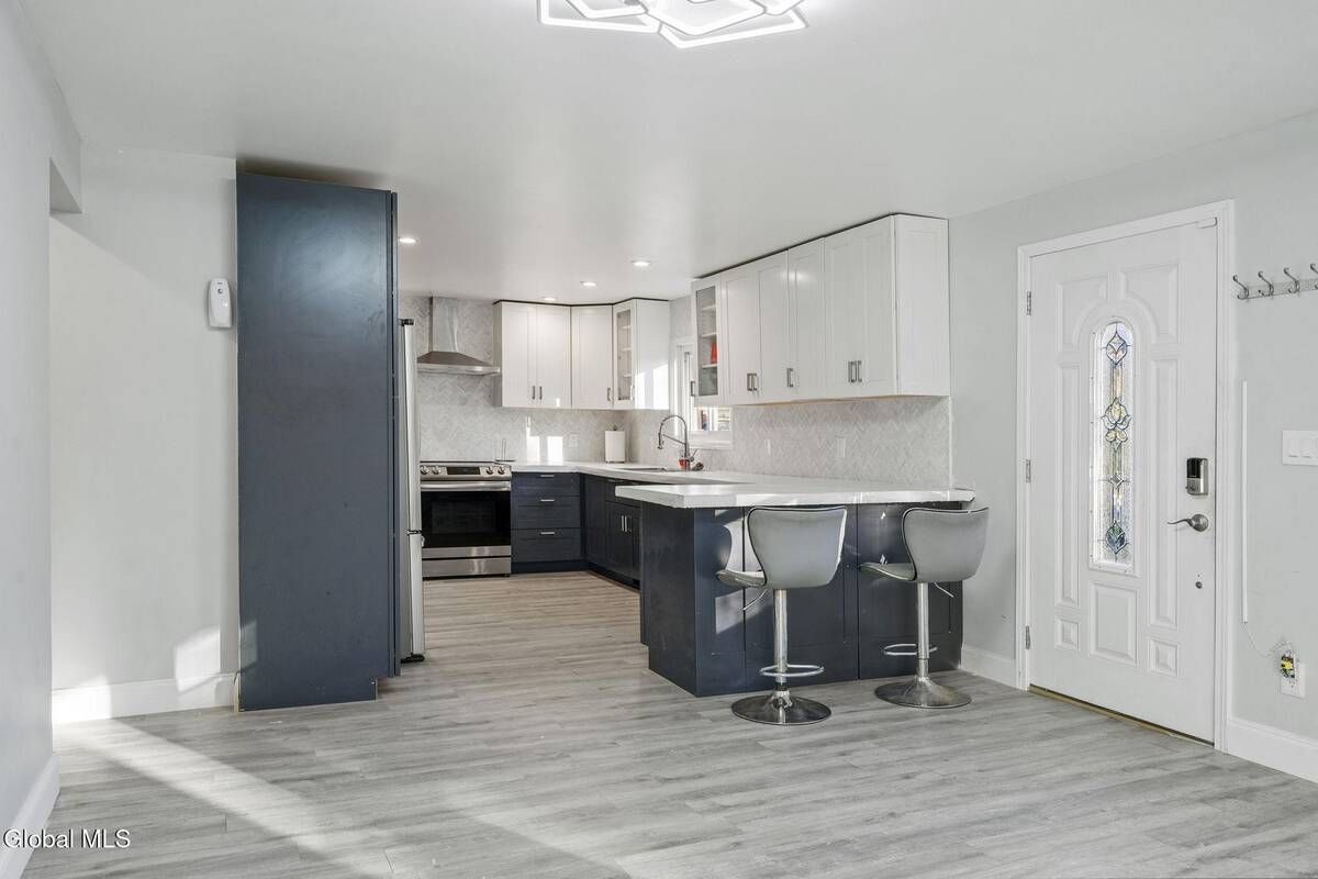 #10 photo, 93 Haughney Road, Troy , NY 12182