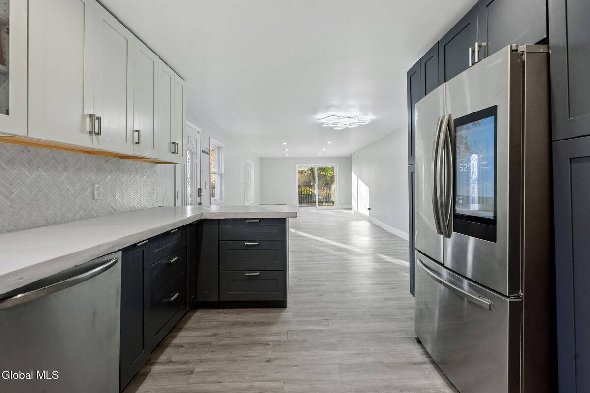 #16 photo, 93 Haughney Road, Troy , NY 12182