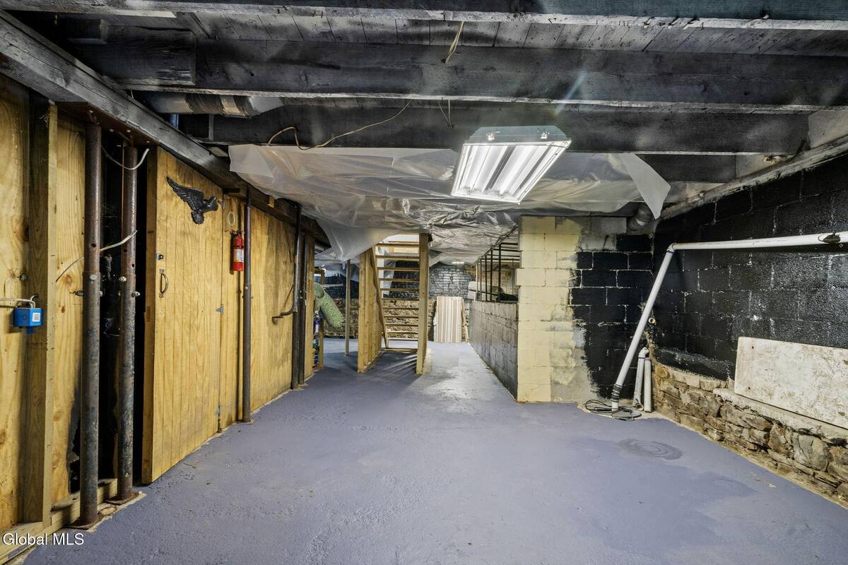 #41 photo, 93 Haughney Road, Troy , NY 12182