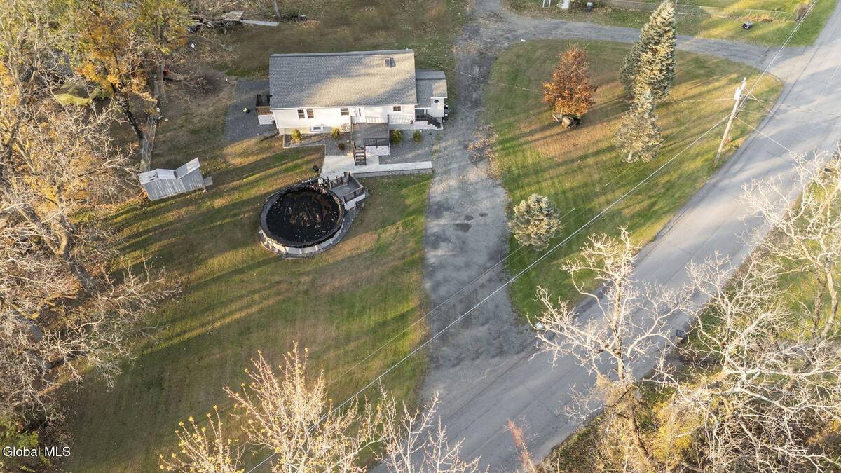 #7 photo, 93 Haughney Road, Troy , NY 12182