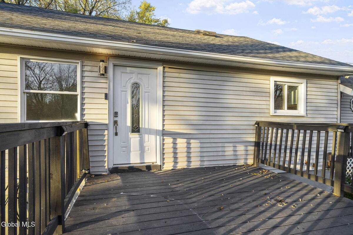 #9 photo, 93 Haughney Road, Troy , NY 12182