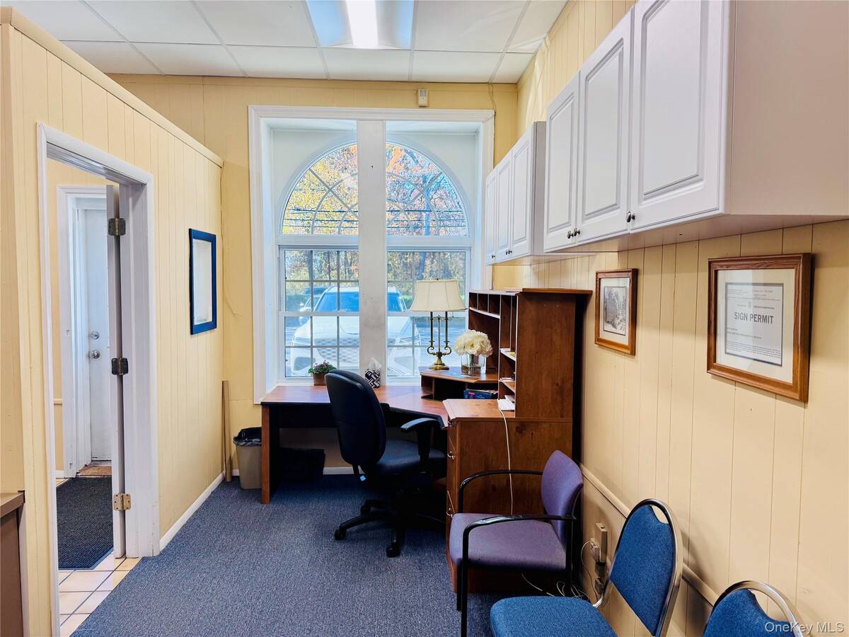 #3 photo, 1215 Montauk Highway, Oakdale , NY 11769