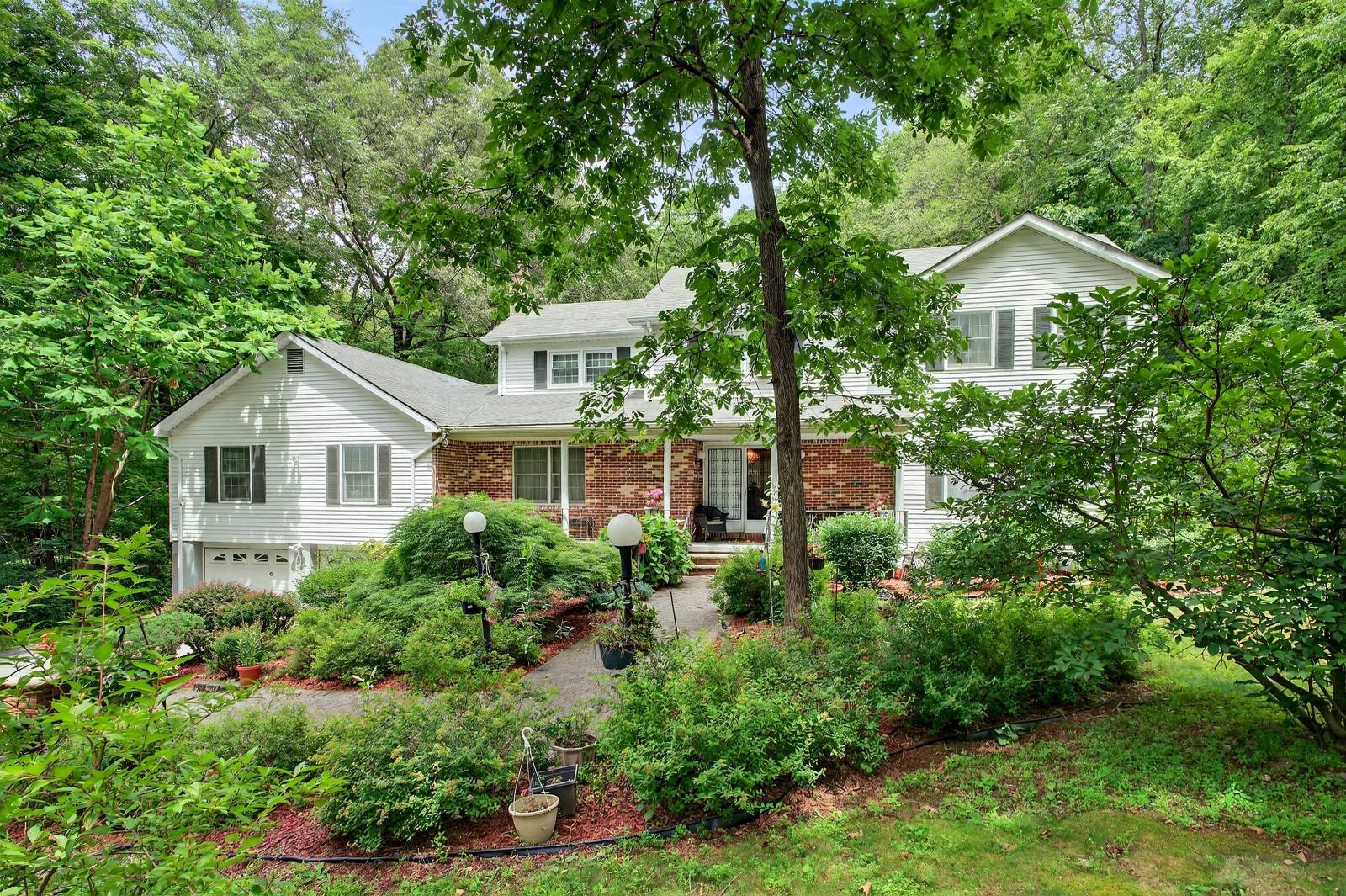 #4 photo, 72 Peddler Hill Rd, Monroe , NY 10950