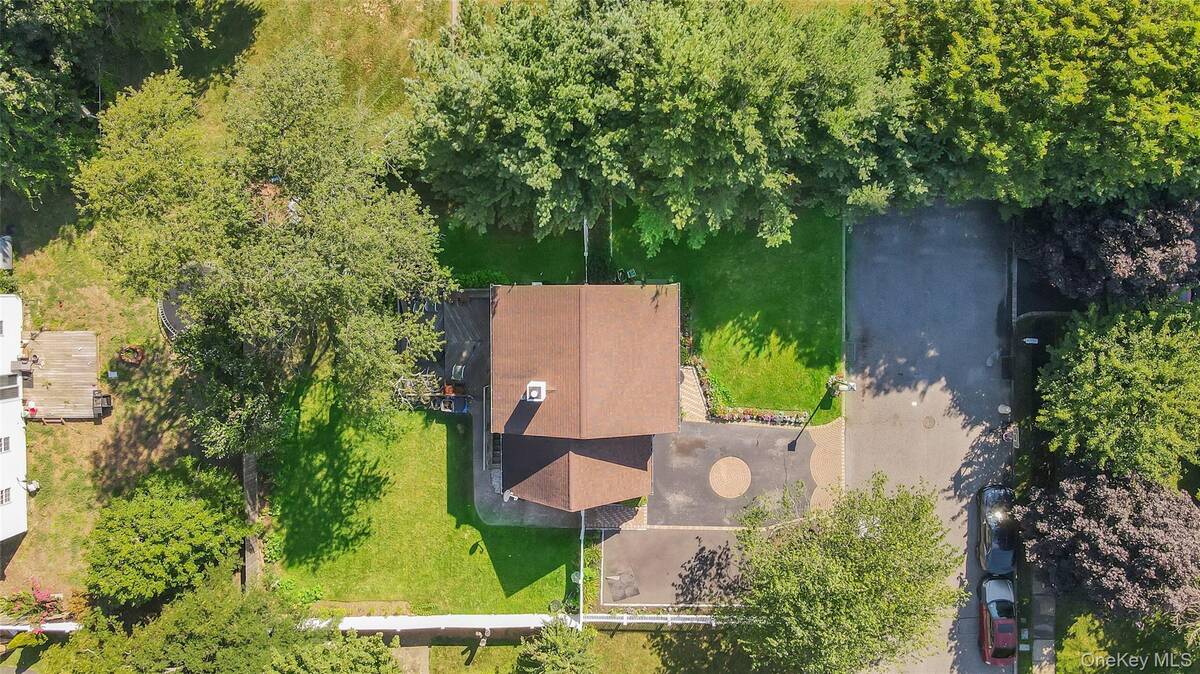 #24 photo, 2 Cherry Street, Central Islip , NY 11722