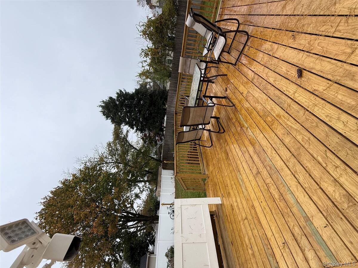 #32 photo, 2 Cherry Street, Central Islip , NY 11722