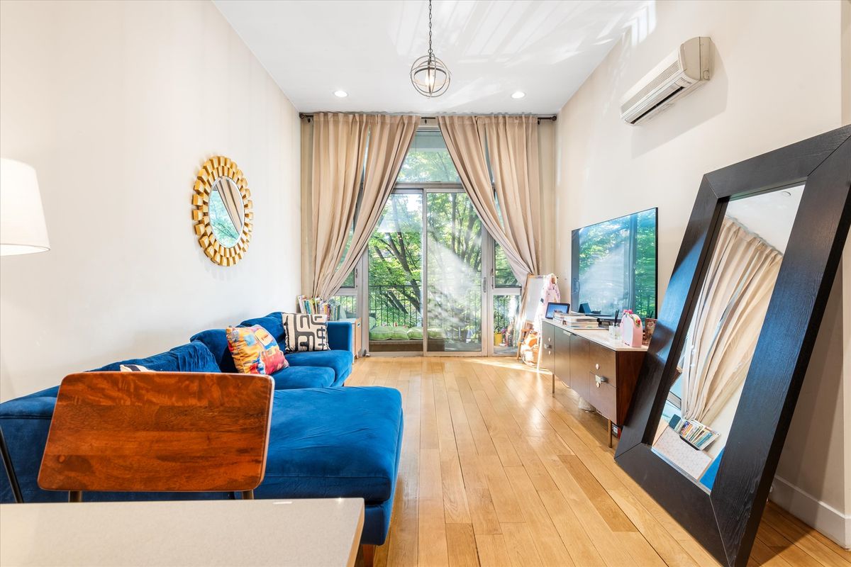 #1 photo, 727 Dean Street, Prospect Heights , NY 11238