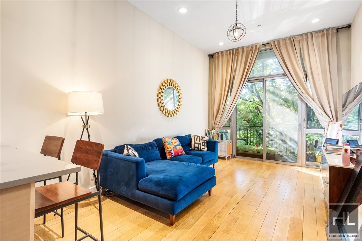 #3 photo, 727 Dean Street, Prospect Heights , NY 11238