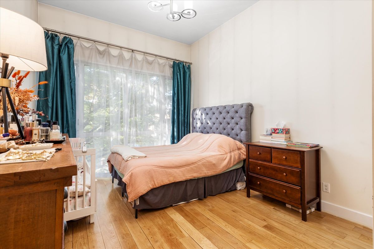 #7 photo, 727 Dean Street, Prospect Heights , NY 11238