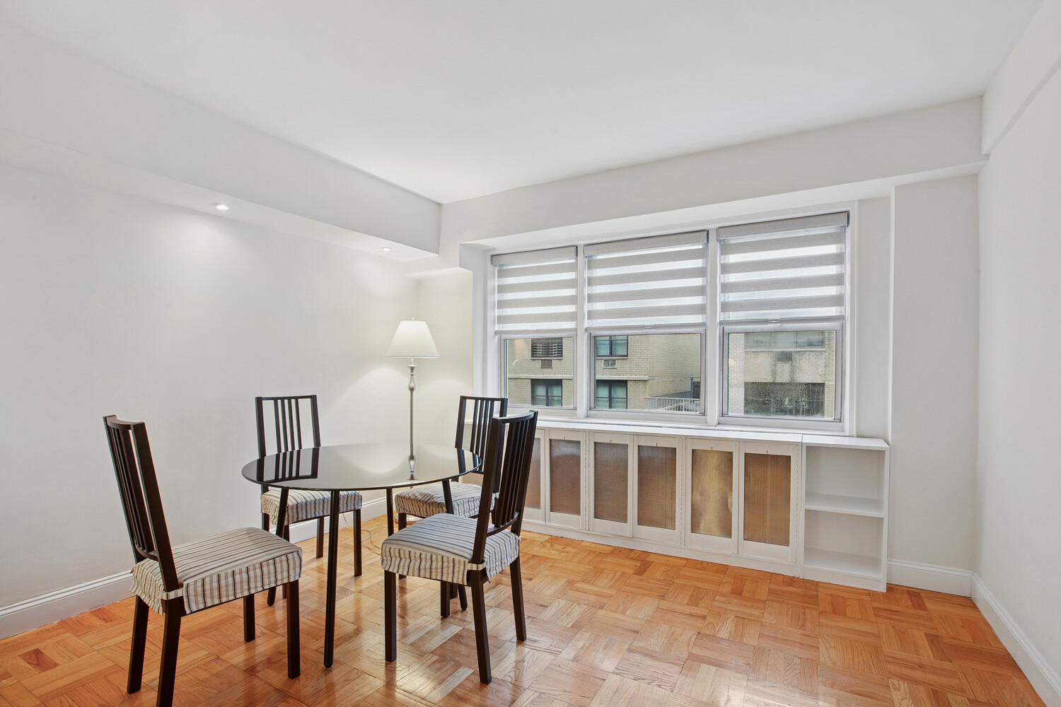 #4 photo, 321 E 45TH Street, Turtle Bay , NY 10017