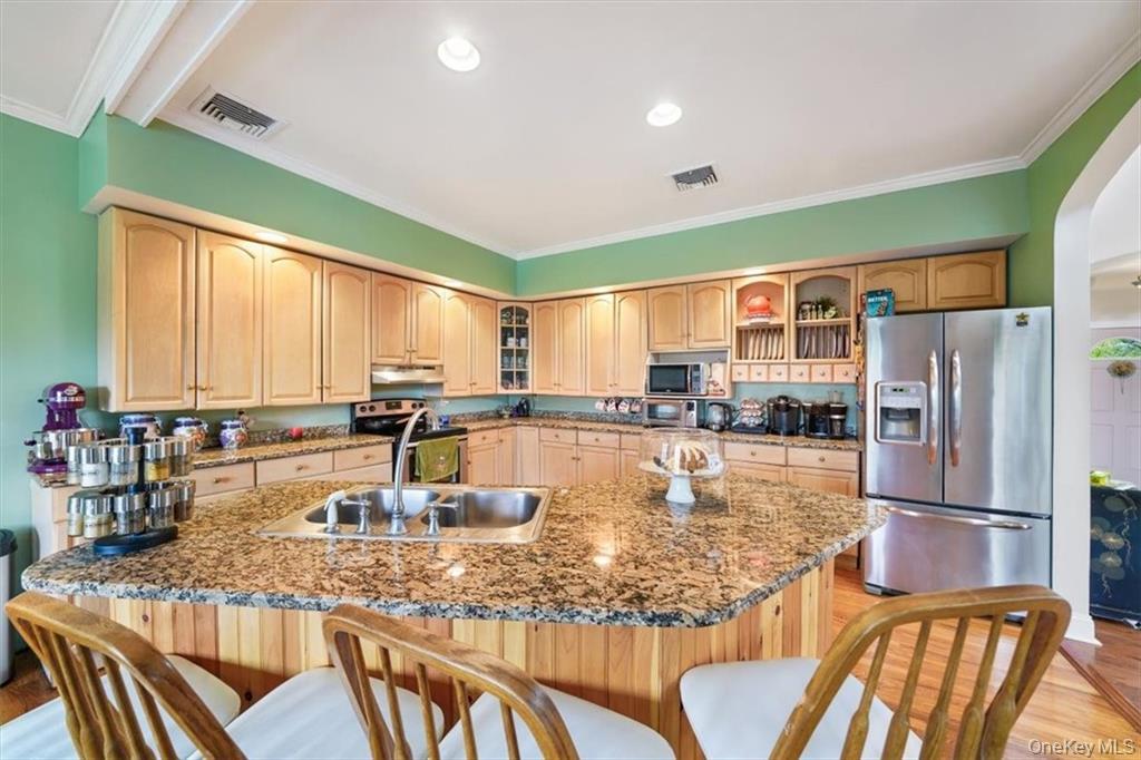 #4 photo, 2 Bruyn Avenue, Pine Bush , NY 12566