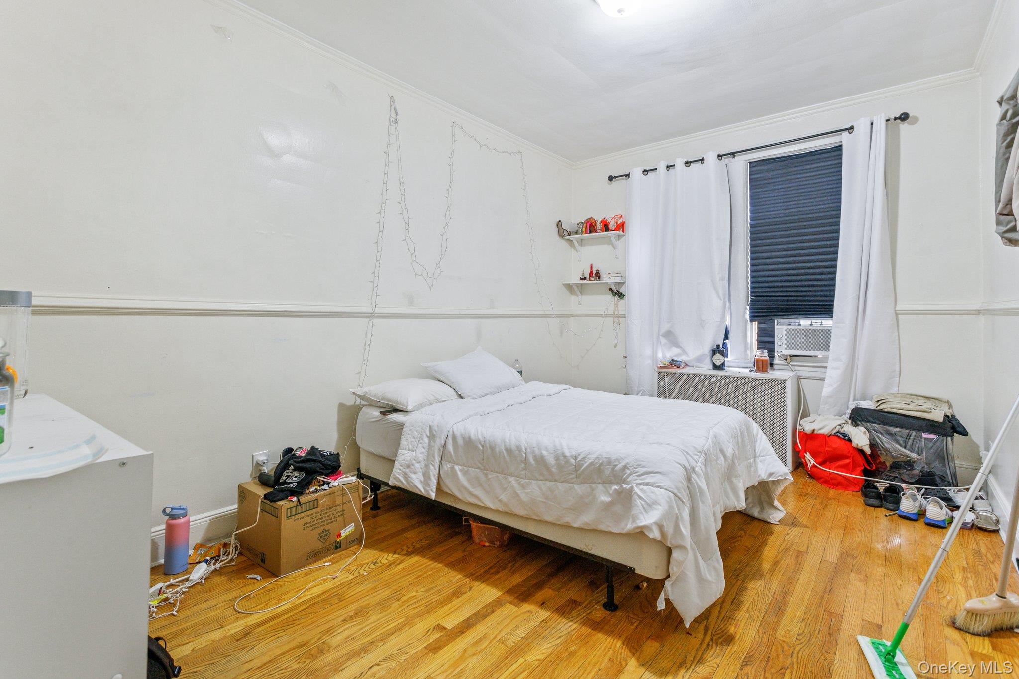 #5 photo, 34-29 58th Street, Woodside , NY 11377