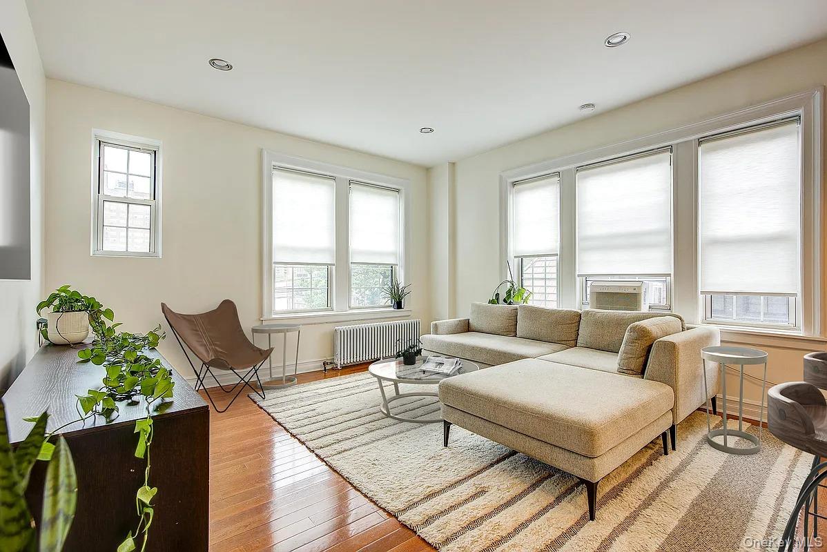 #1 photo, 6 Burns Street, Forest Hills , NY 11375