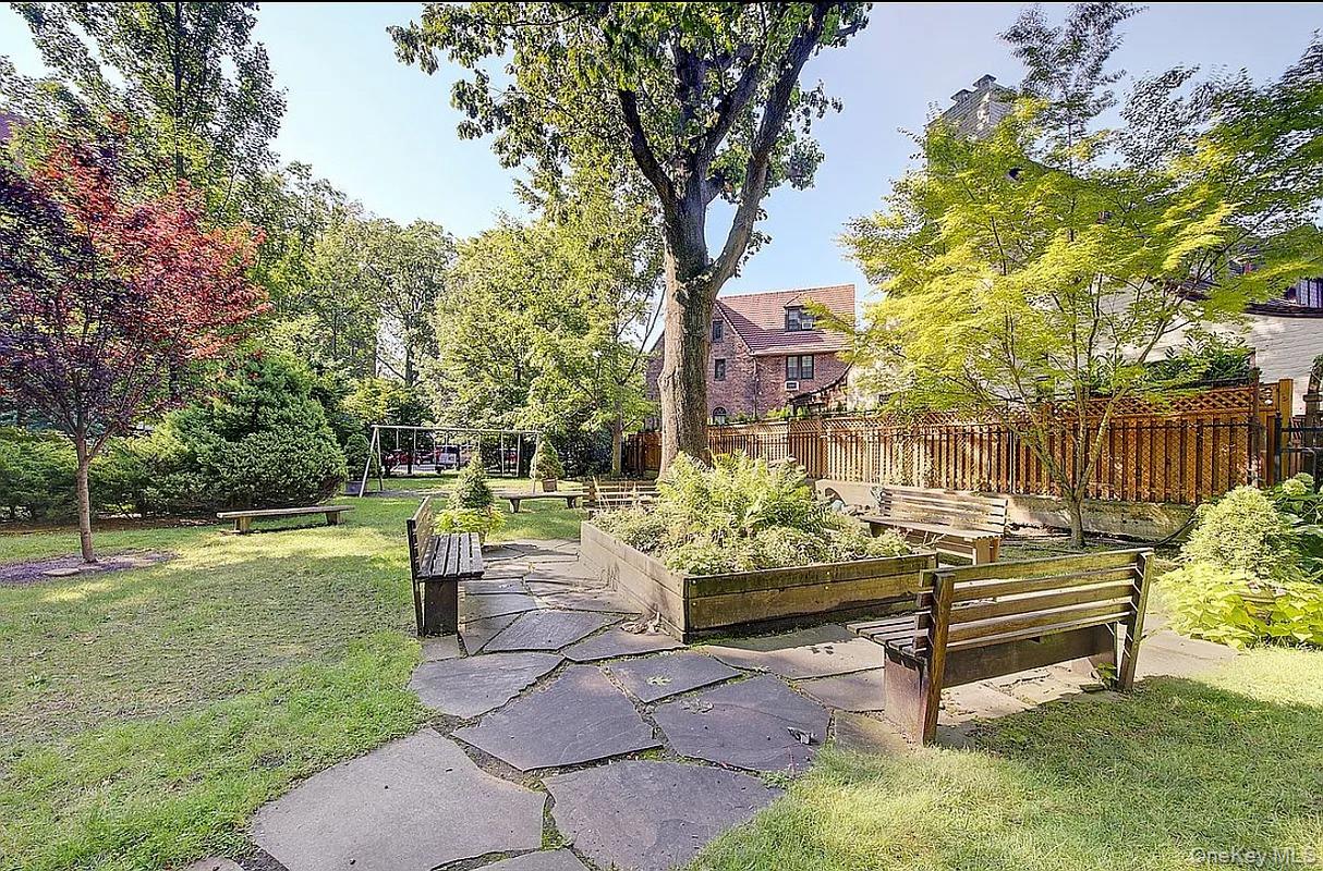 #20 photo, 6 Burns Street, Forest Hills , NY 11375