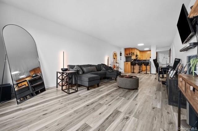 #4 photo, 61-20 Grand Central Parkway, Forest Hills , NY 11375