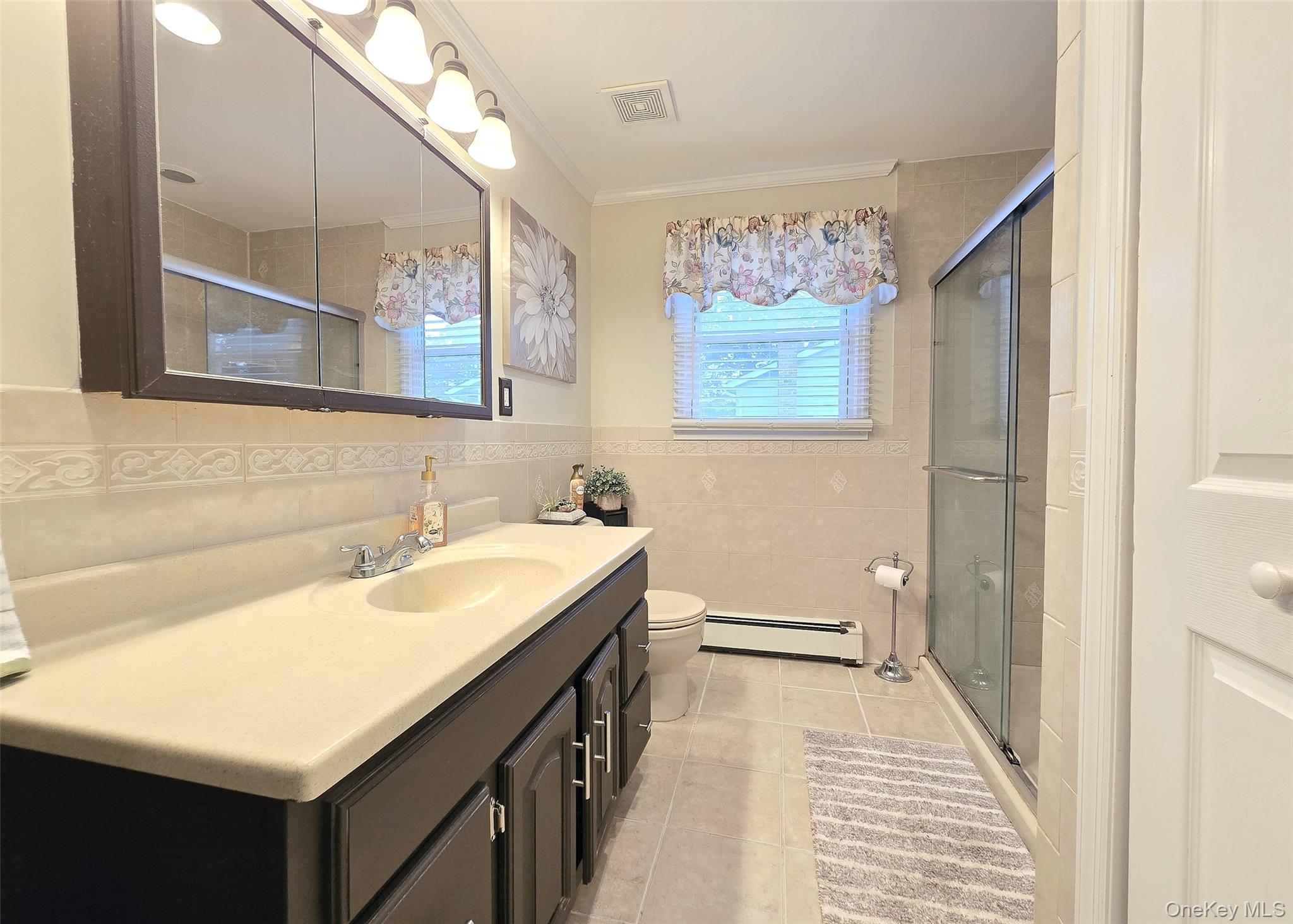 #4 photo, 242 Pawnee Street, Ronkonkoma , NY 11779