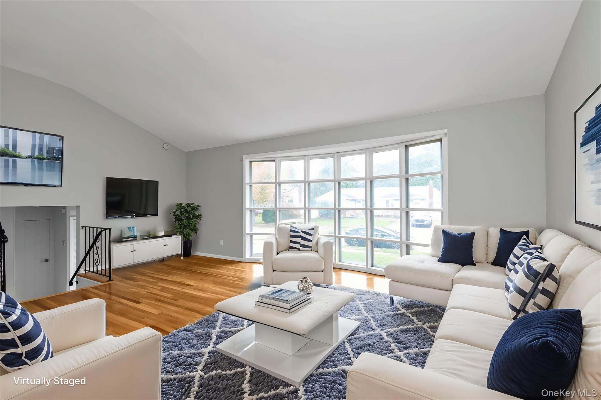 #2 photo, 17 Edna Drive, Syosset , NY 11791