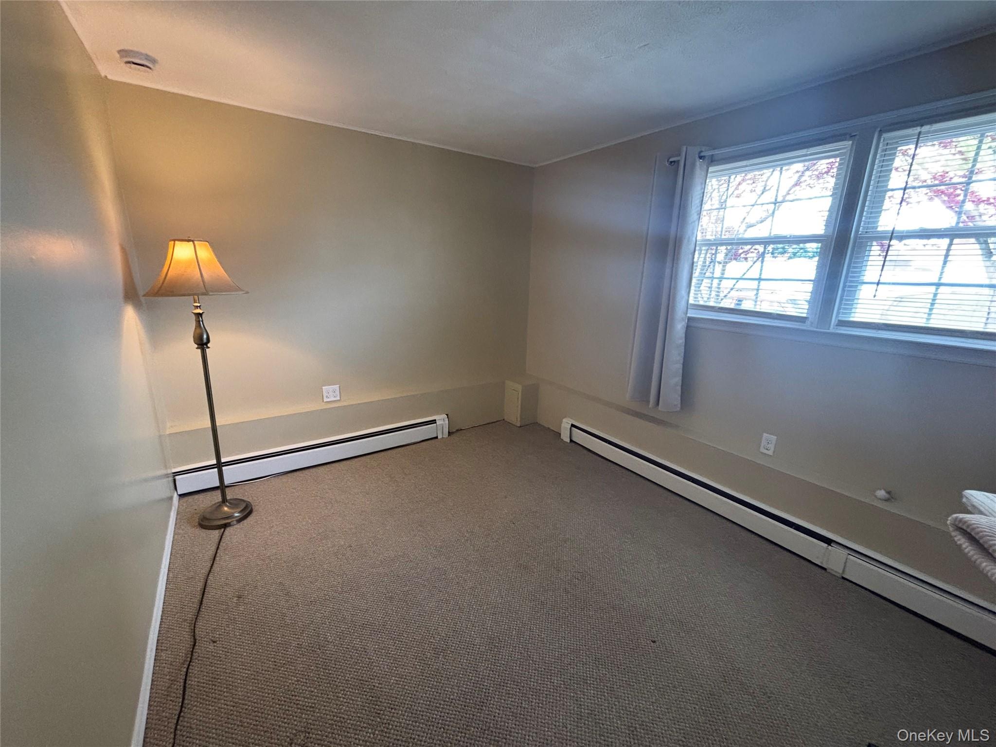 #10 photo, 293 Concord Avenue, Lindenhurst , NY 11757