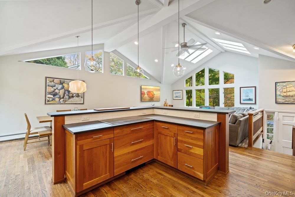 #10 photo, 33 Dogwood Lane, Locust Valley , NY 11560