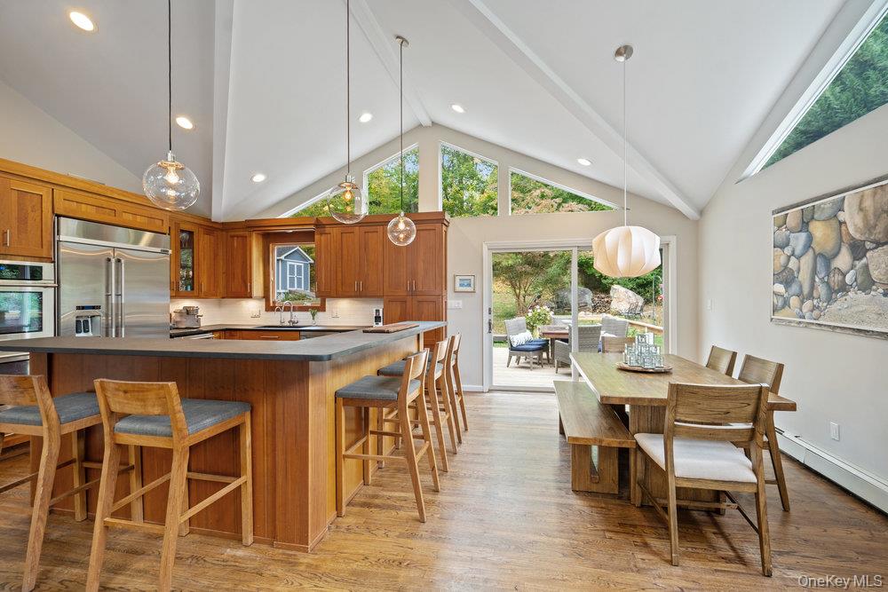 #12 photo, 33 Dogwood Lane, Locust Valley , NY 11560