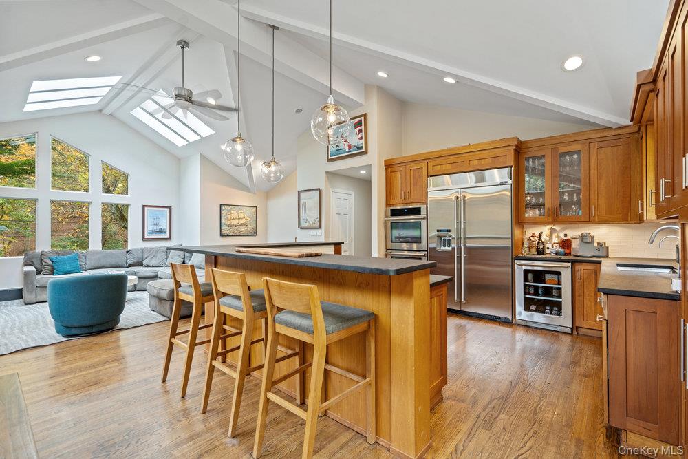 #8 photo, 33 Dogwood Lane, Locust Valley , NY 11560