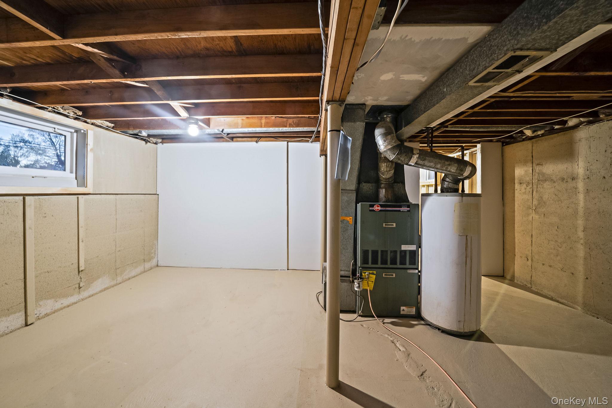 #18 photo, 3019 Sipp Avenue, Medford , NY 11763