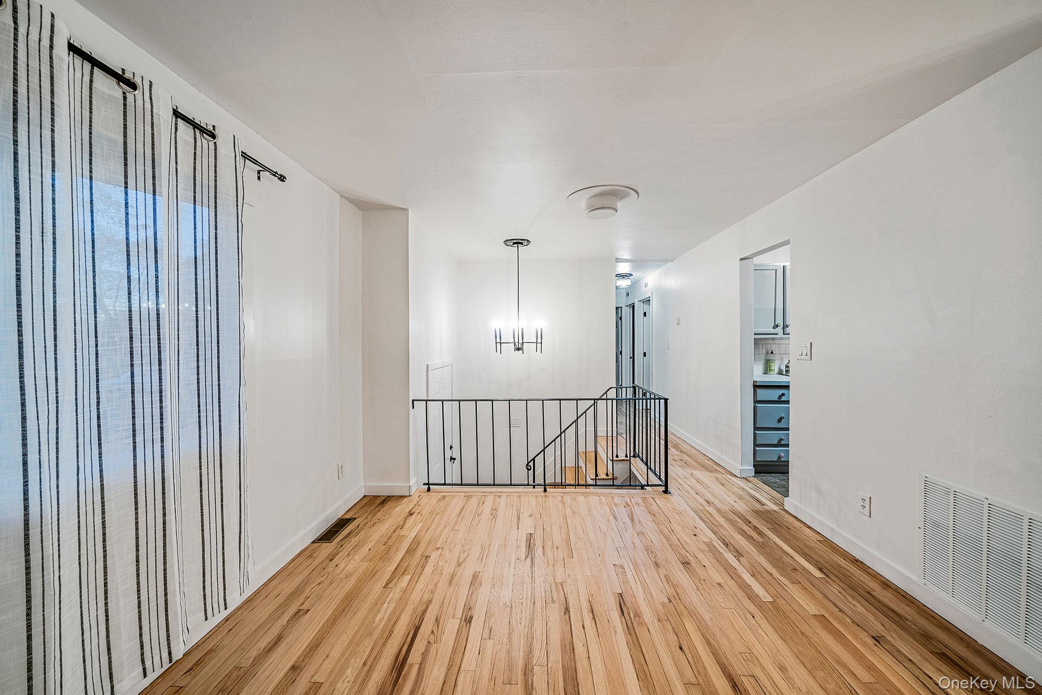 #6 photo, 3019 Sipp Avenue, Medford , NY 11763