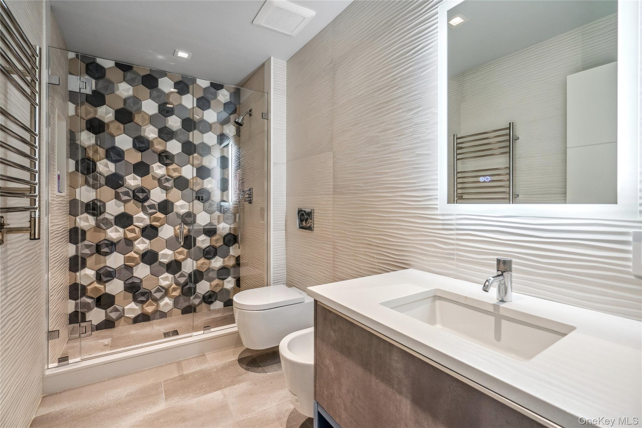 #16 photo, 23 Estates Terrace, Manhasset , NY 11030