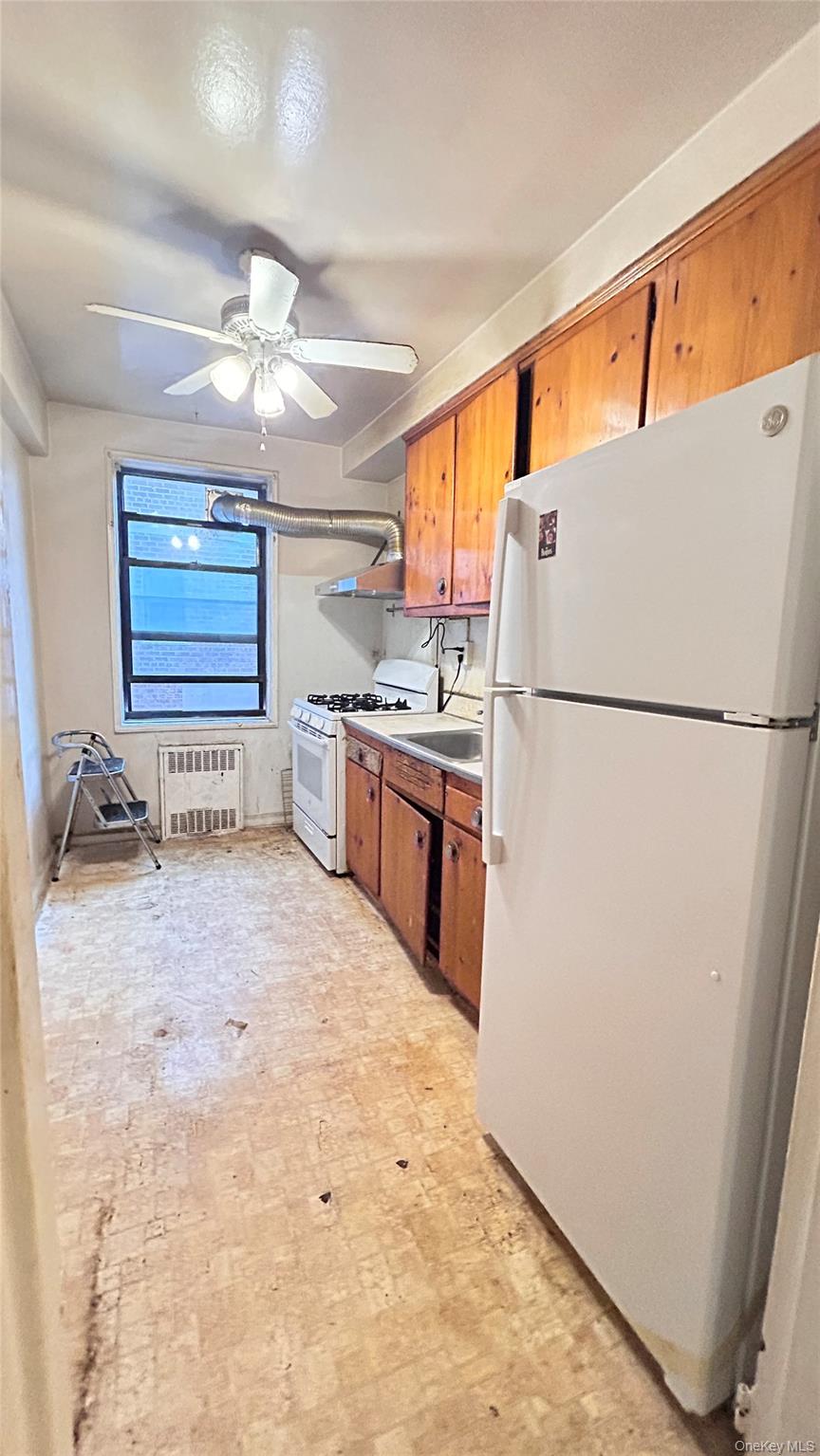 #4 photo, 14215 26th Avenue, Flushing , NY 11354