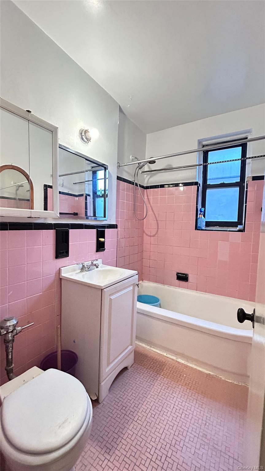 #6 photo, 14215 26th Avenue, Flushing , NY 11354