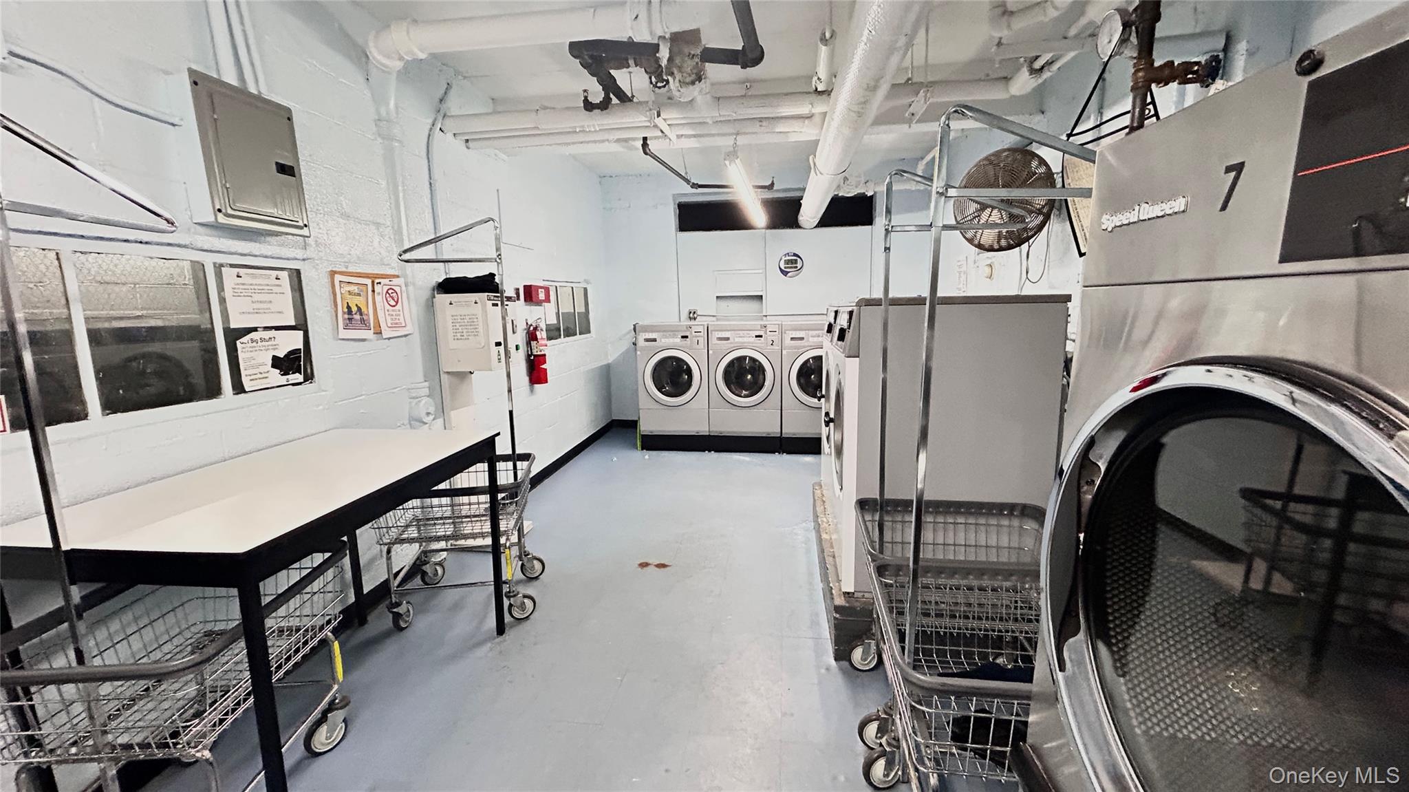 #8 photo, 14215 26th Avenue, Flushing , NY 11354