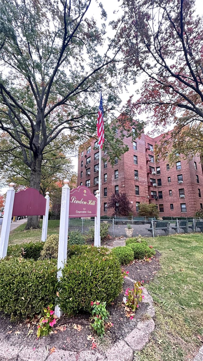 #9 photo, 14215 26th Avenue, Flushing , NY 11354