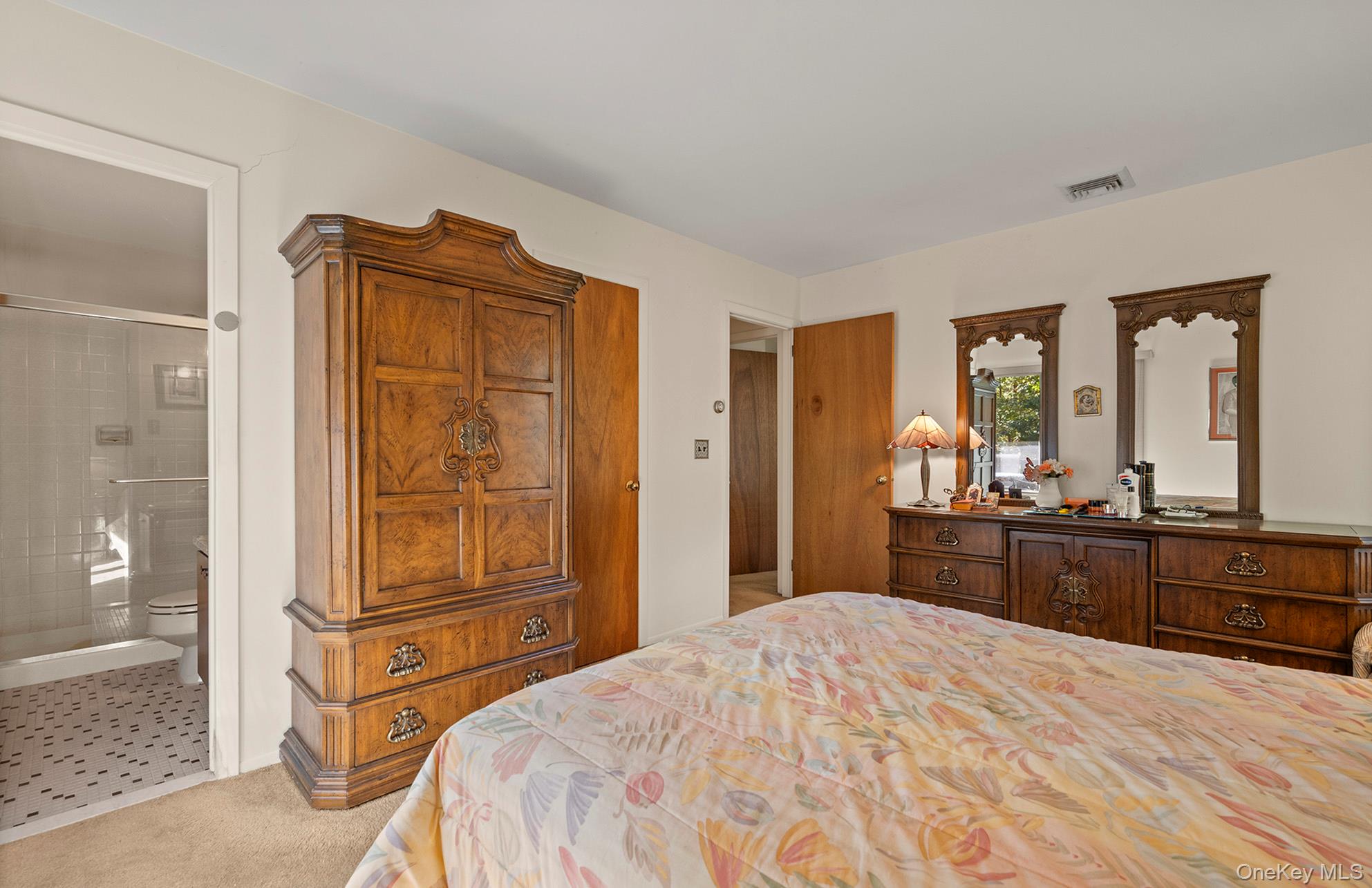 #16 photo, 33 Sherwood Lane, East Hampton , NY 11937