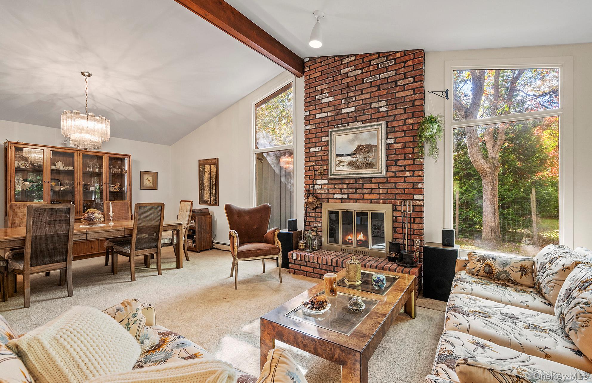 #2 photo, 33 Sherwood Lane, East Hampton , NY 11937