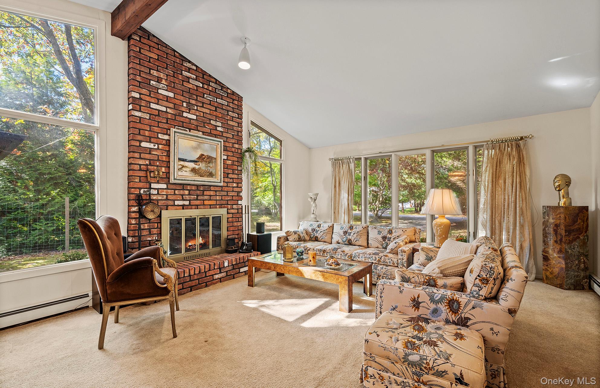 #3 photo, 33 Sherwood Lane, East Hampton , NY 11937