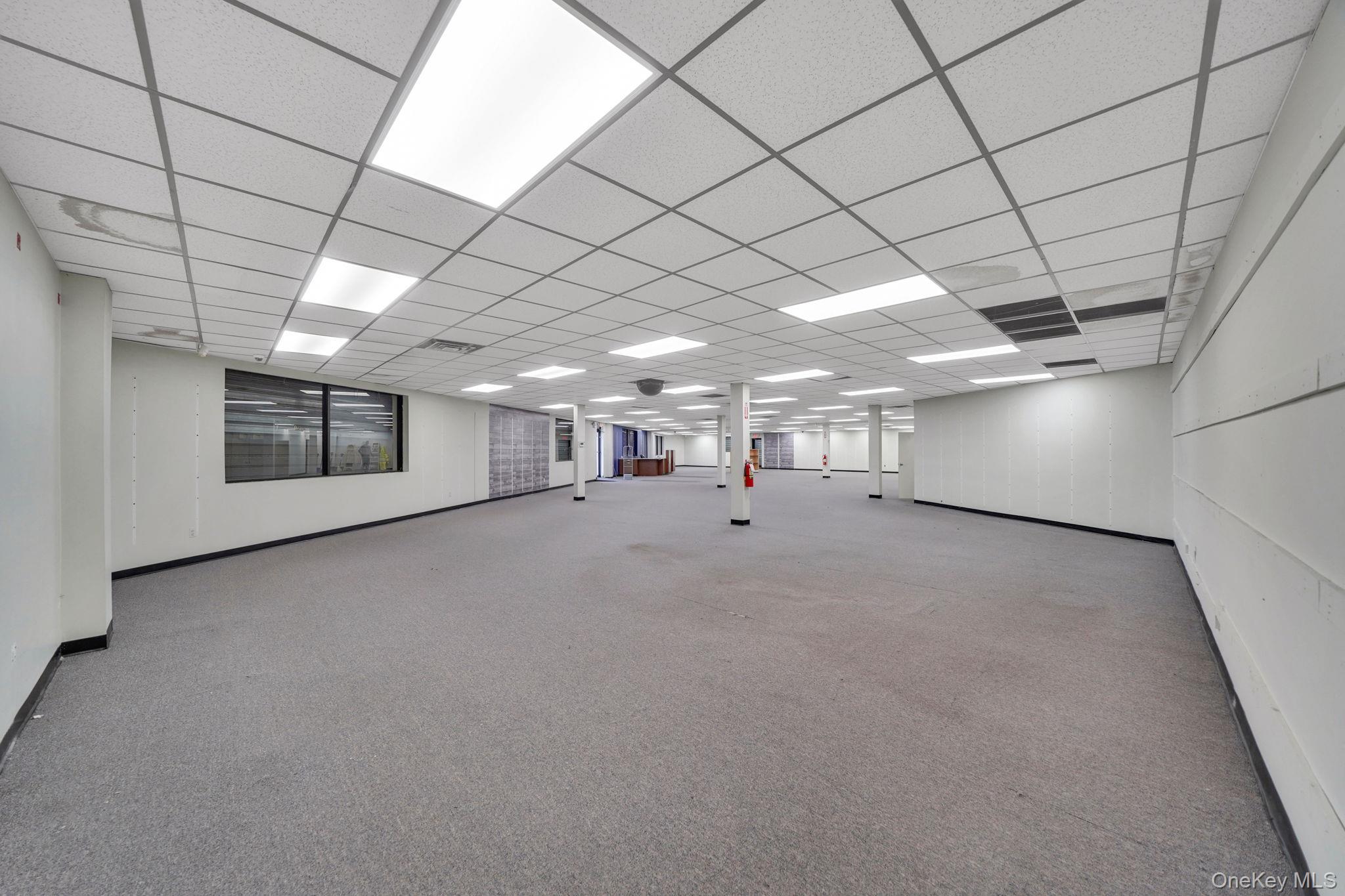 #10 photo, 150 W Sunrise Highway, Lindenhurst , NY 11757