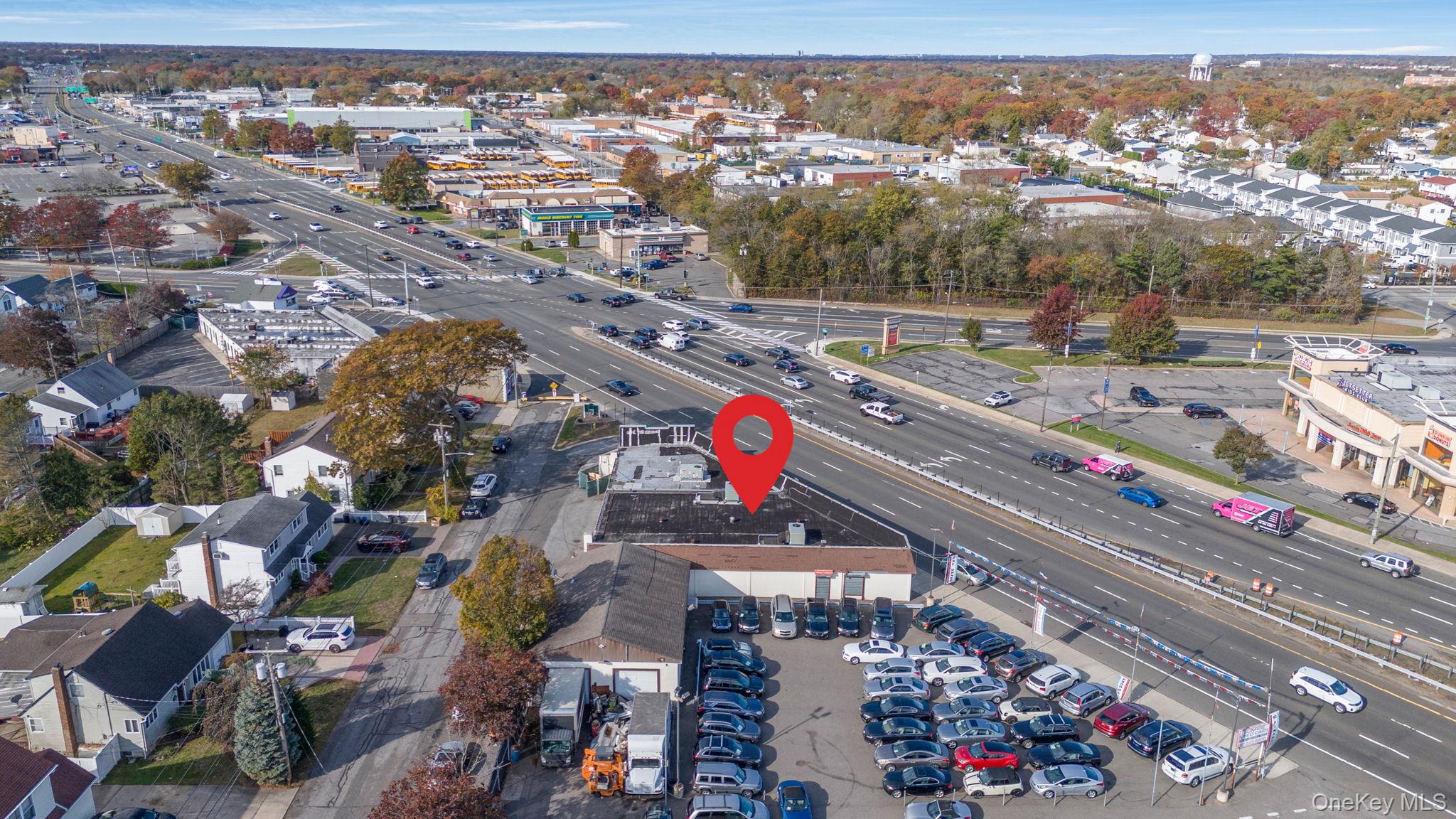 #6 photo, 150 W Sunrise Highway, Lindenhurst , NY 11757