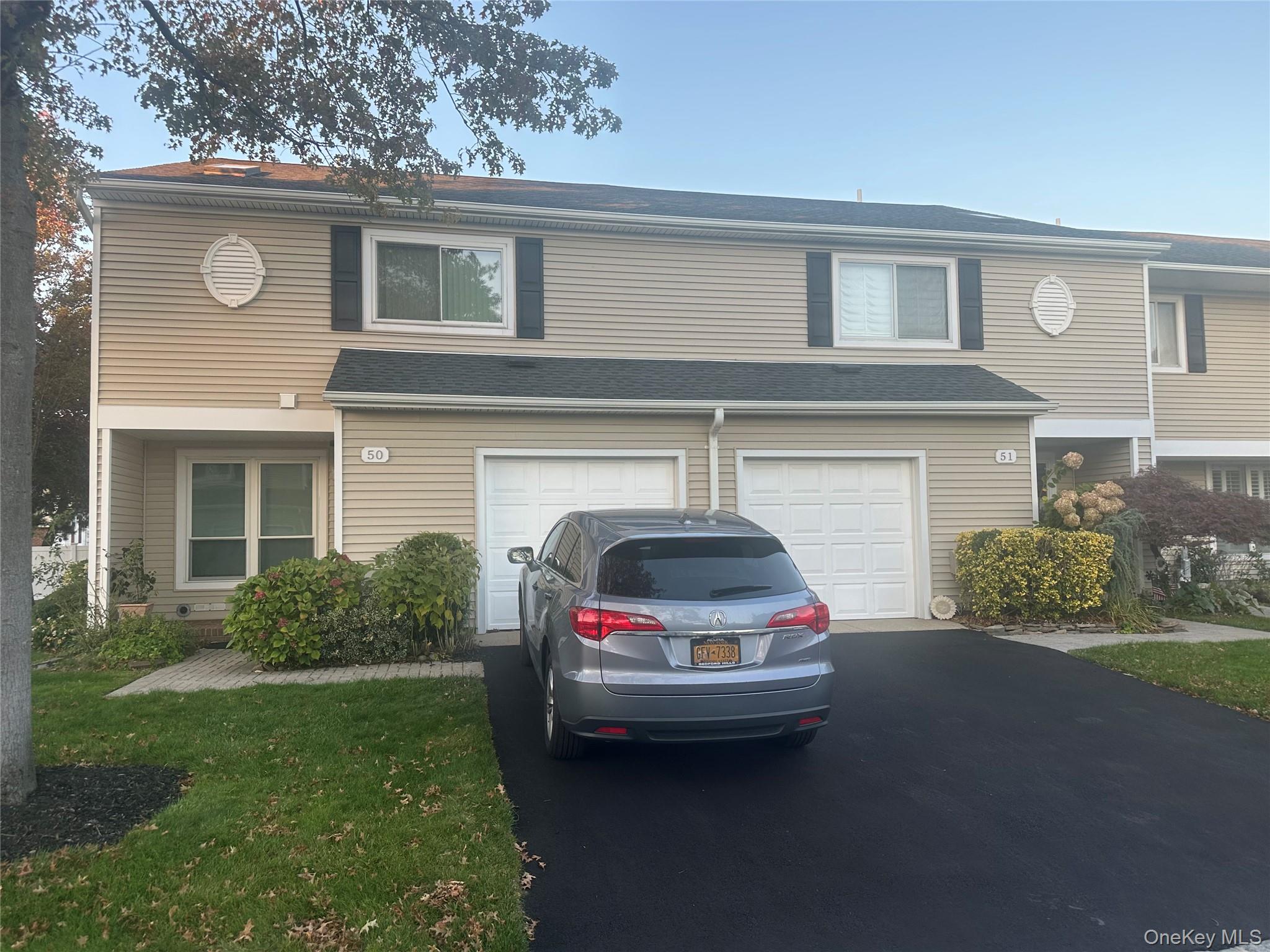 #2 photo, 100 Baker Court, Island Park , NY 11558