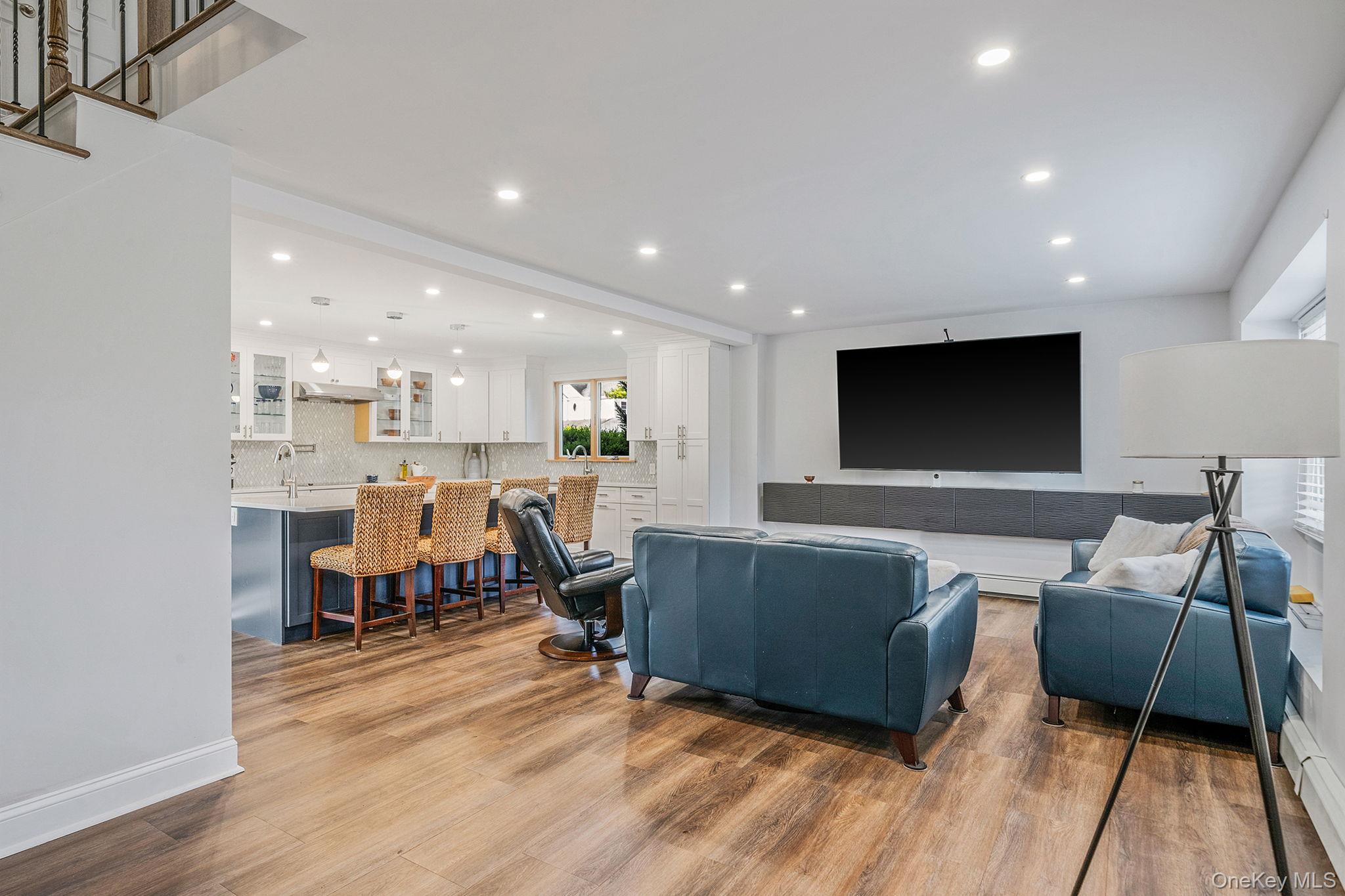 #9 photo, 360 Woodside Avenue, Bellport , NY 11713